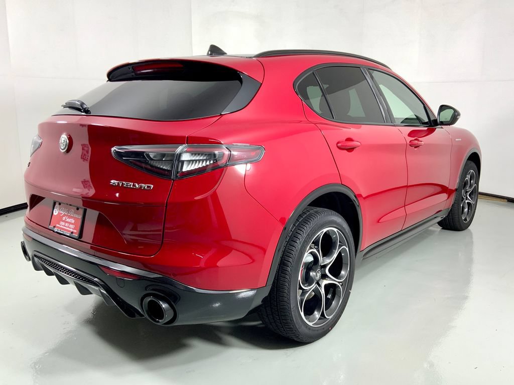New 2026 Alfa Romeo Stelvio Sprint AWD/4WD image 11