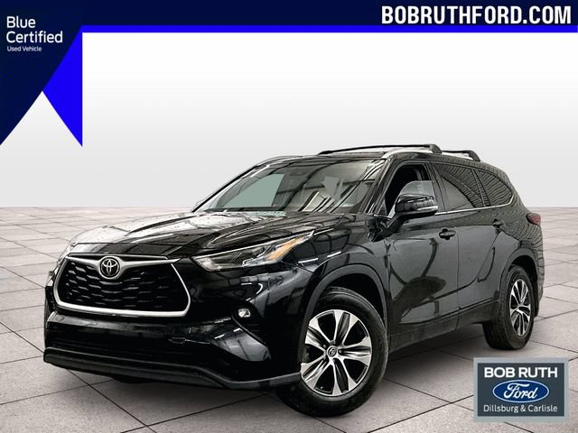 Used 2022 Toyota Highlander XLE AWD/4WD video 1