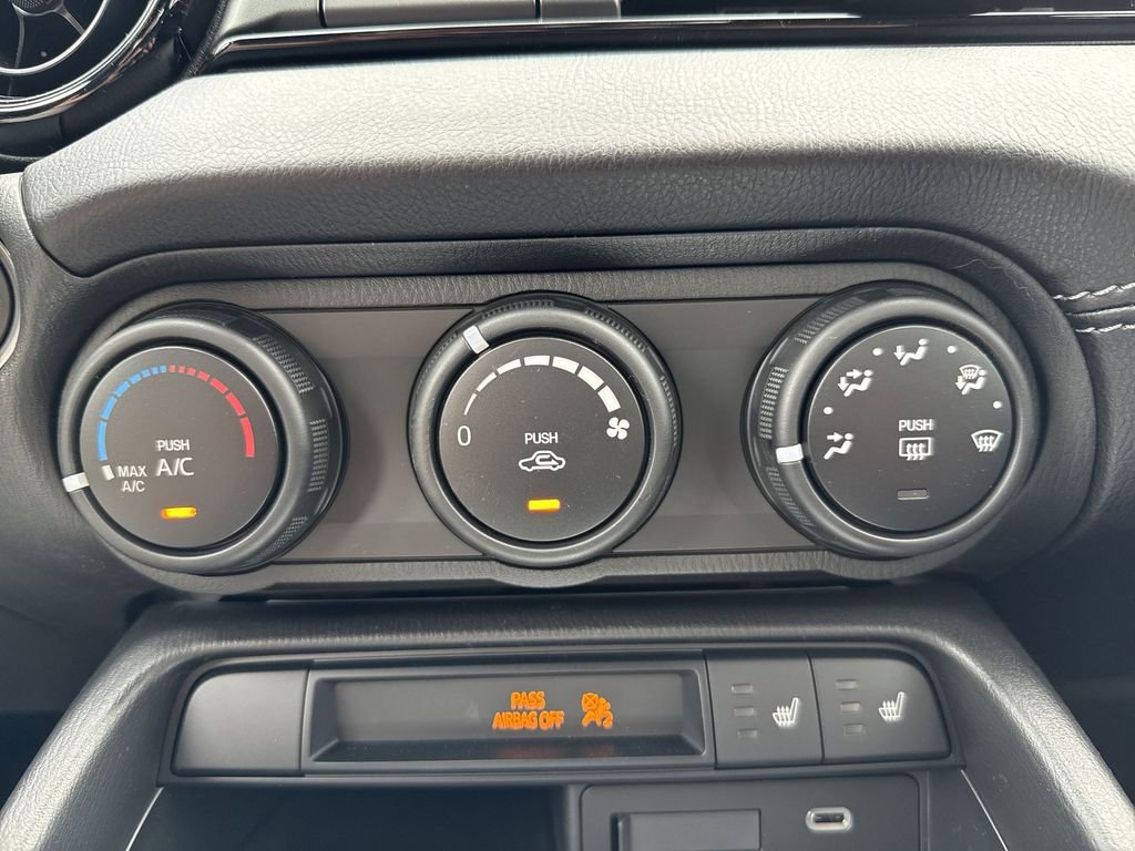 New 2026 MAZDA MX-5 Miata Club w/ Interior Package image 17
