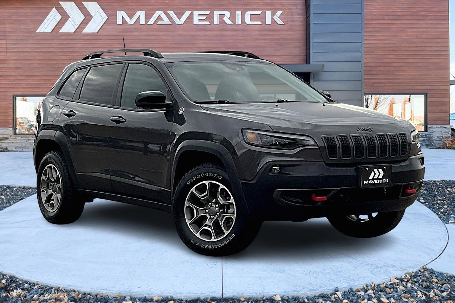 Used 2022 Jeep Cherokee Trailhawk w/ Trailer Tow Group image 1