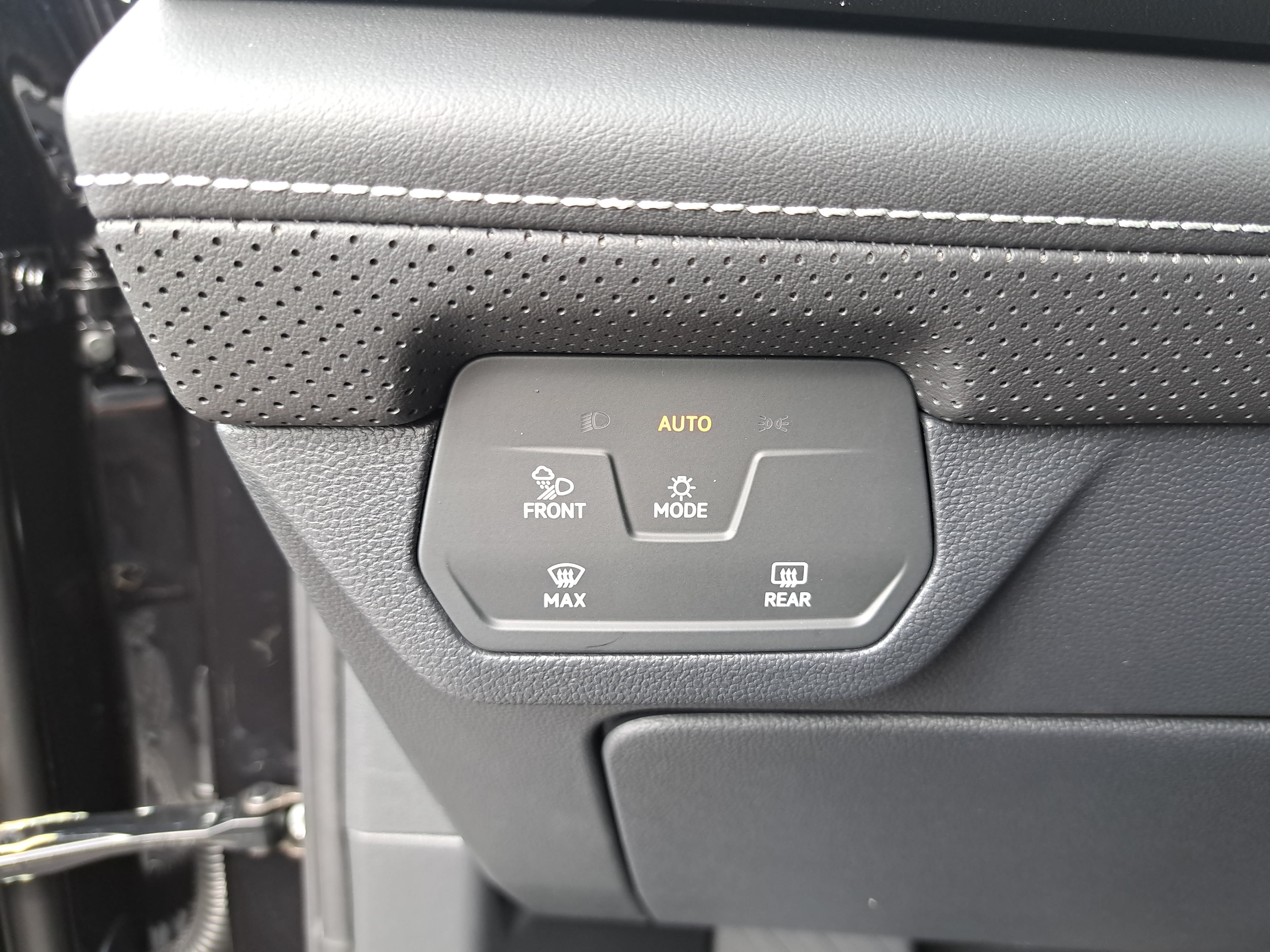 New 2026 Volkswagen Atlas SE AWD/4WD image 26
