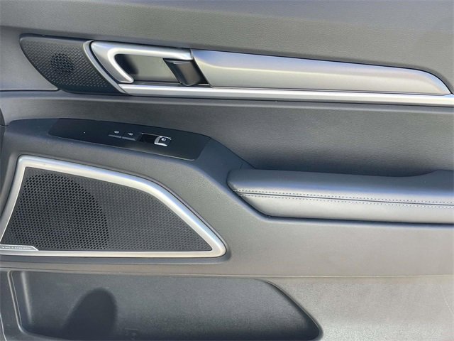 Certified 2022 Kia Telluride S image 12