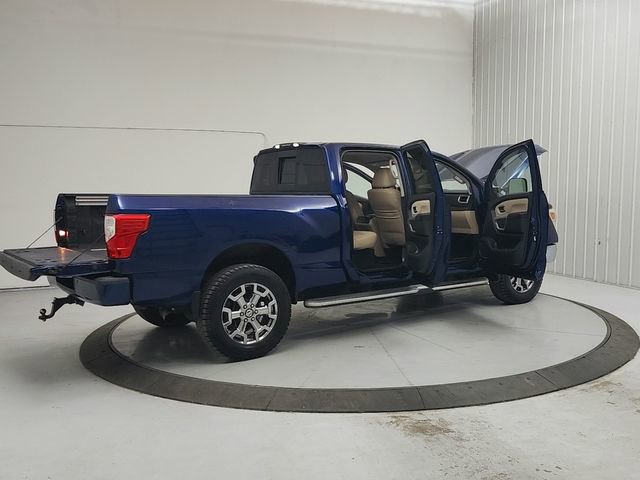 Used 2017 Nissan Titan SL w/ Texas Titan Edition AWD/4WD image 15