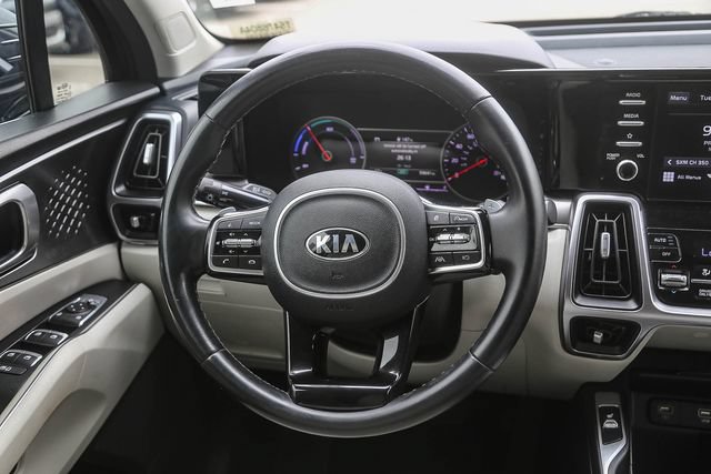 Used 2021 Kia Sorento S FWD image 17