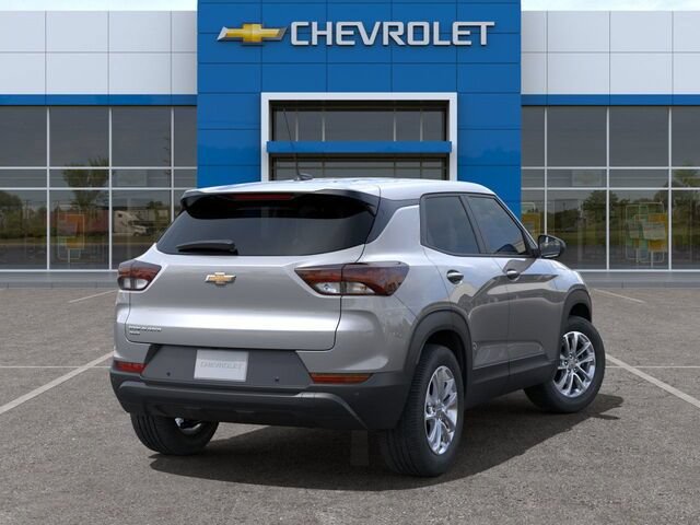 Used 2025 Chevrolet TrailBlazer LS w/ LS Convenience Package AWD/4WD image 4