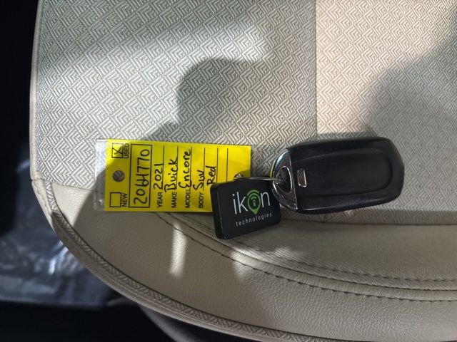 Used 2021 Buick Encore GX Select image 37