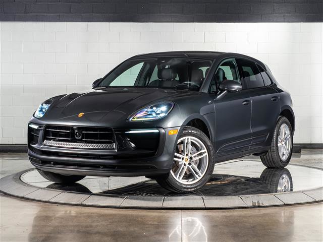 Used 2025 Porsche Macan image 1