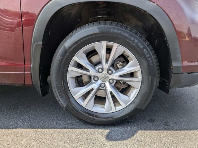 Used 2014 Toyota Highlander Plus AWD/4WD image 15