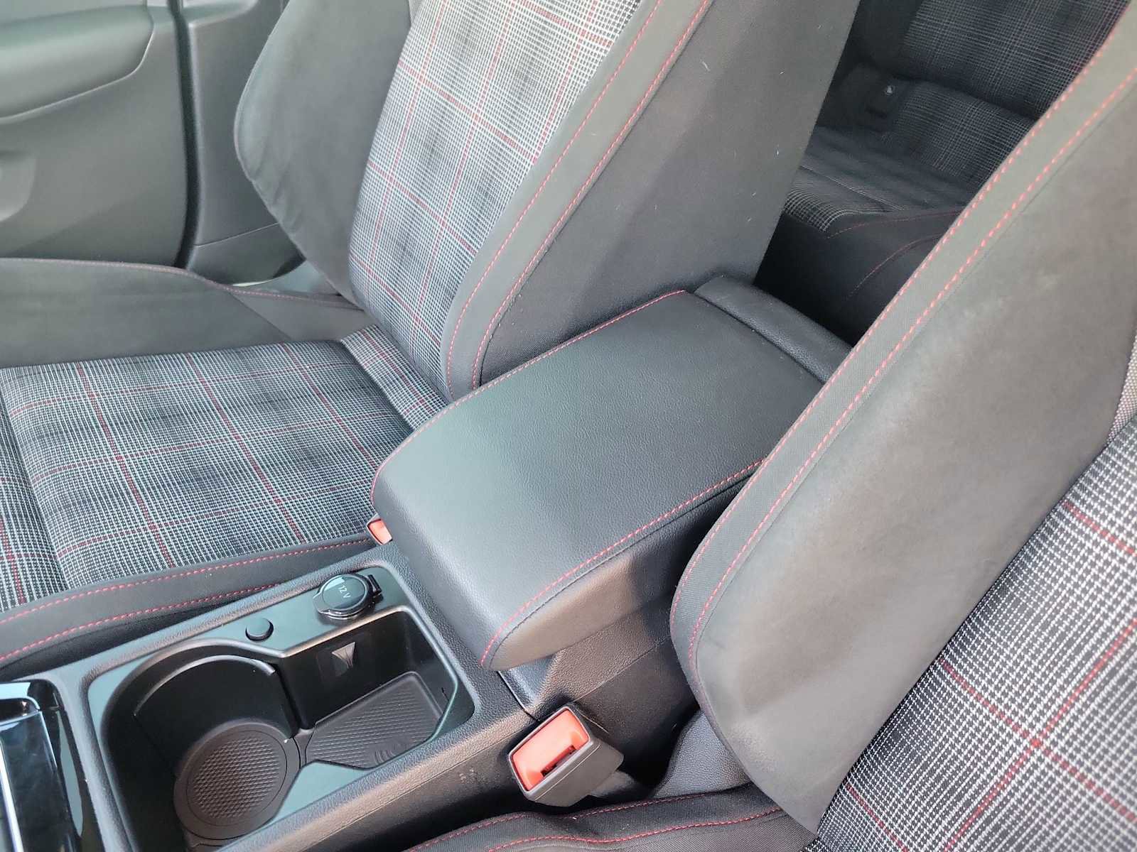 Used 2024 Volkswagen GTI S image 12