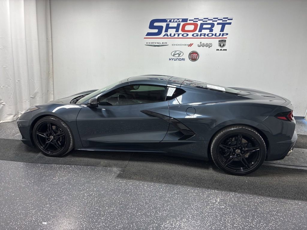 Used 2020 Chevrolet Corvette Stingray Coupe w/ 1LT video 2
