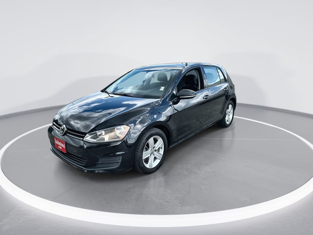 Used 2017 Volkswagen Golf Wolfsburg Edition FWD image 4