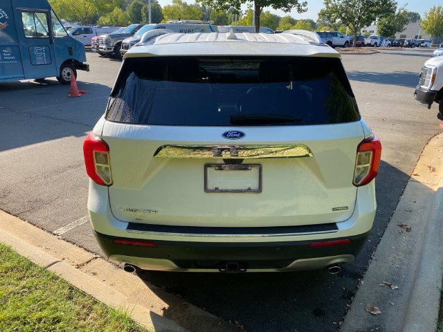 Used 2021 Ford Explorer Limited w/ Hybrid Equipment Group 310A RWD image 29