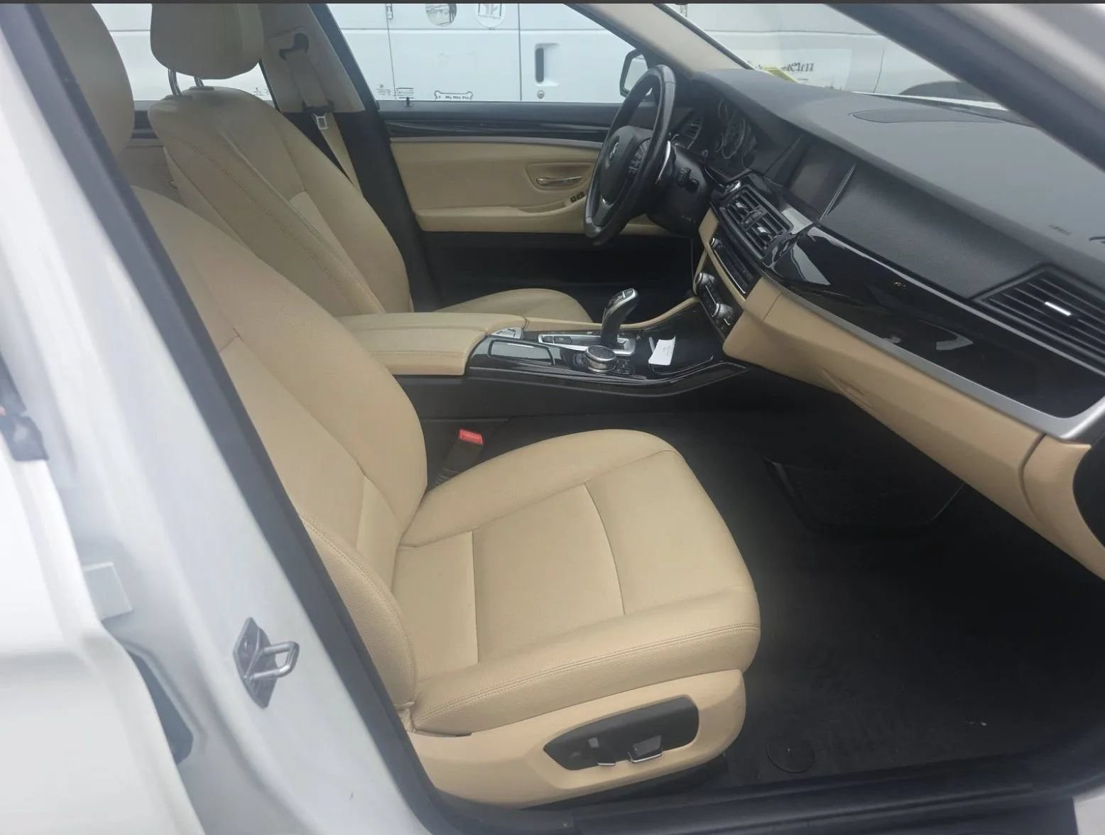 Used 2016 BMW 528i xDrive Sedan AWD/4WD image 16