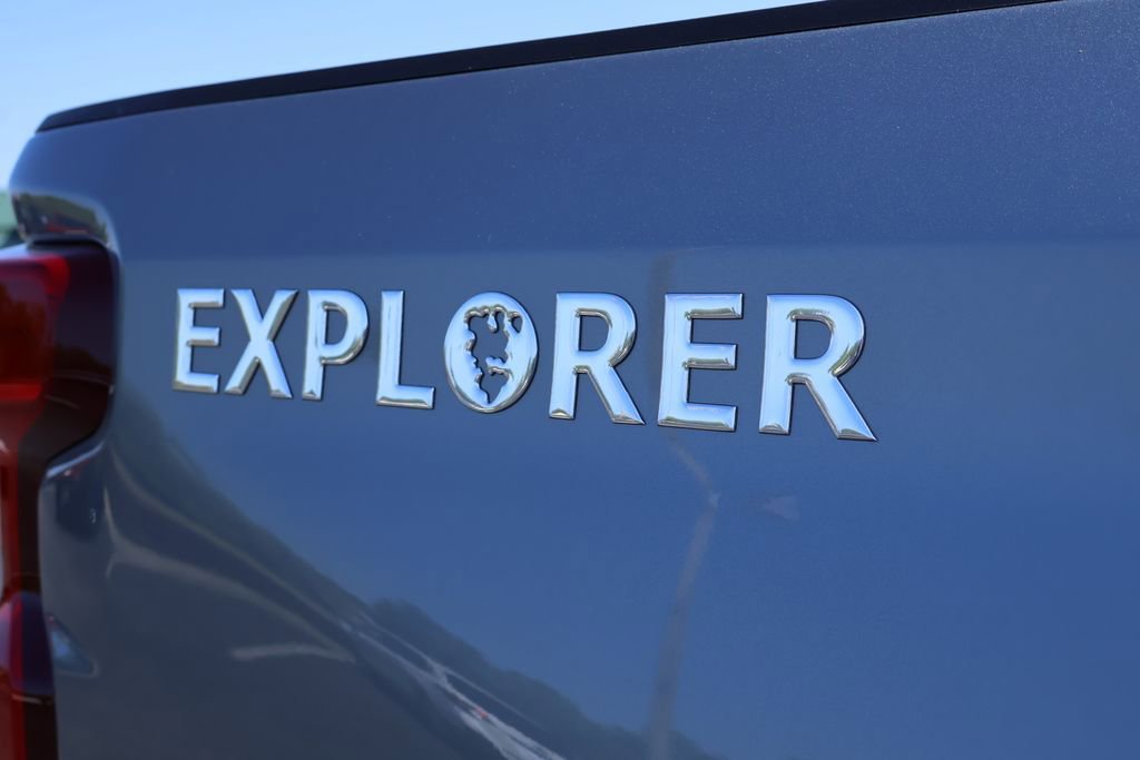 Used 2026 Chevrolet Silverado 1500 RST AWD/4WD image 12