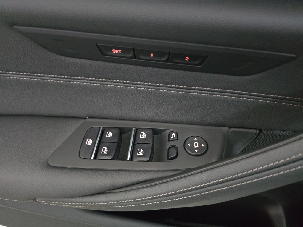 Used 2023 BMW 530i xDrive AWD/4WD image 29