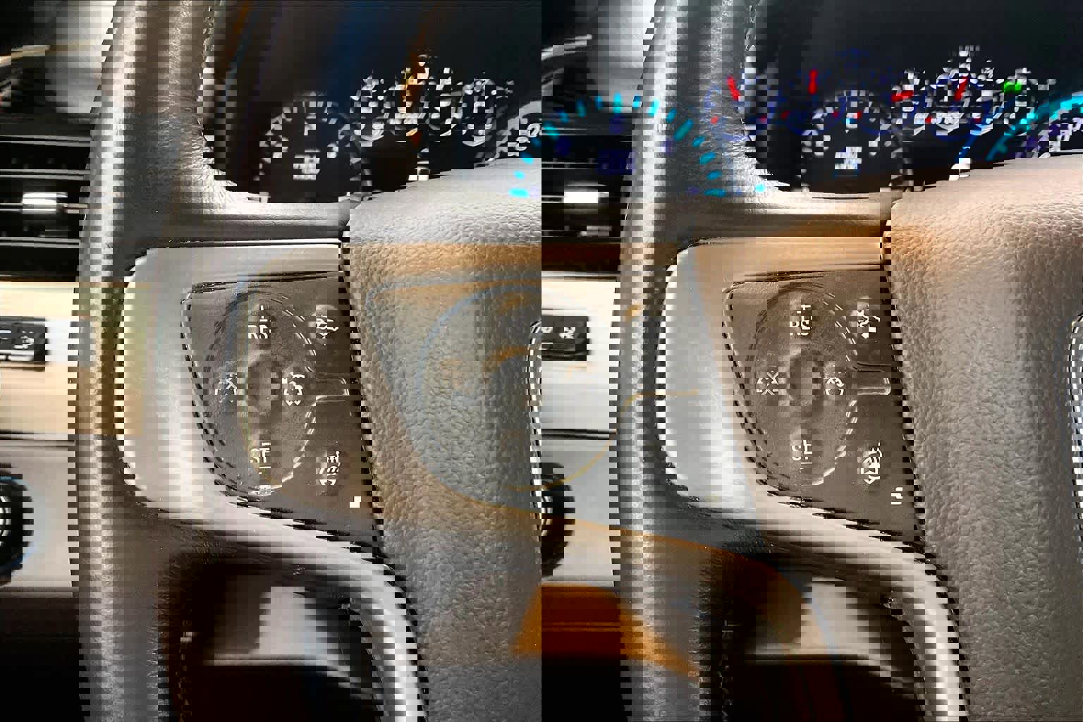 Used 2017 GMC Yukon Denali w/ Open Road Package image 23