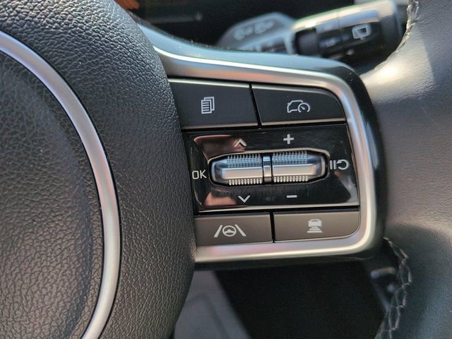 Used 2024 Kia Sorento S image 18