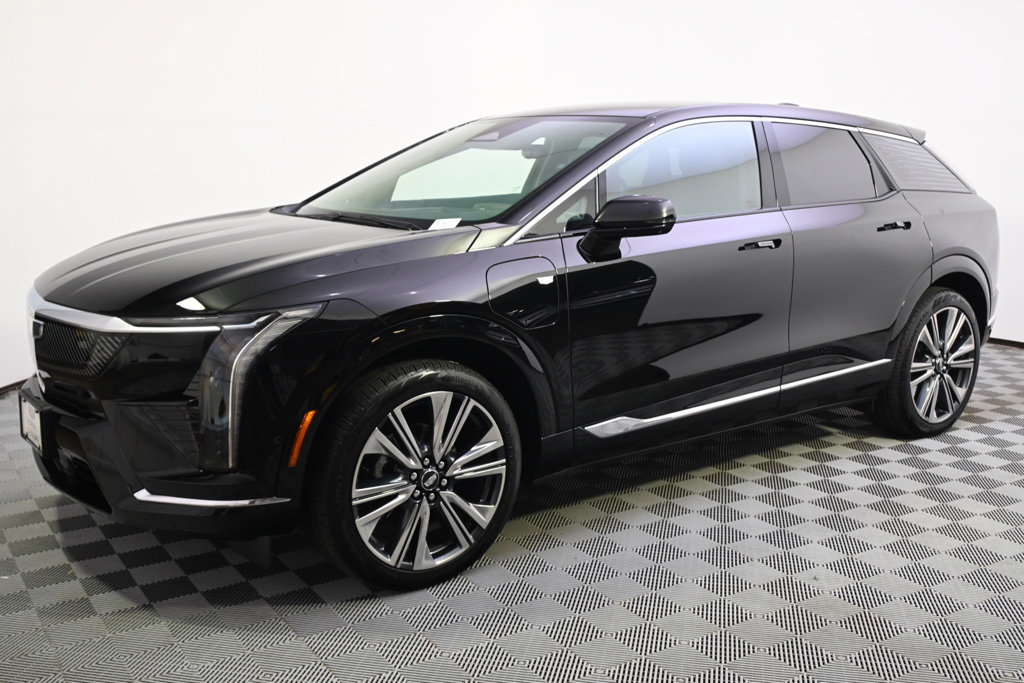 New 2026 Cadillac Optiq Luxury 2 w/ LPO, Floor Liner Package AWD/4WD image 2
