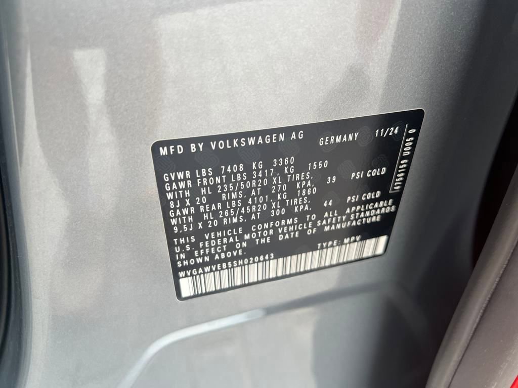 New 2025 Volkswagen ID. Buzz Pro S image 32