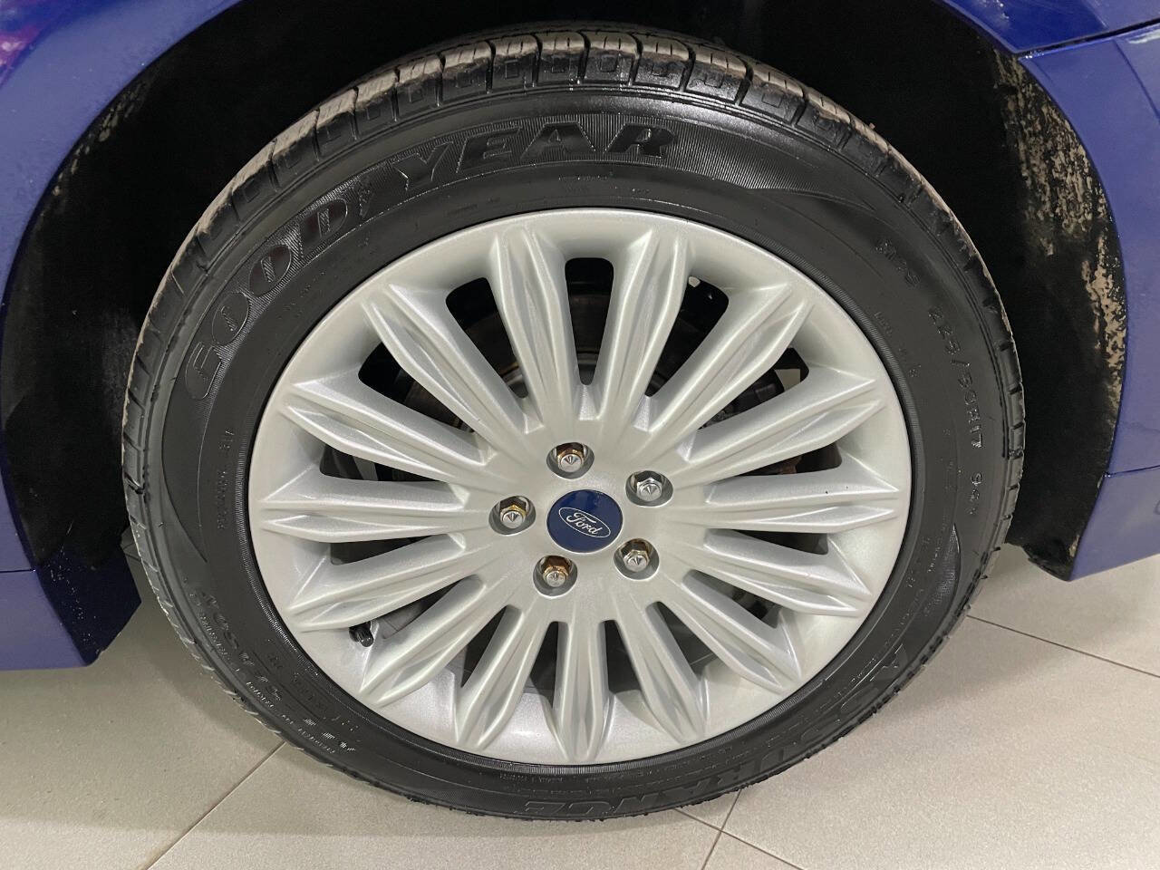 Used 2016 Ford Fusion SE w/ Equipment Group 502A image 11