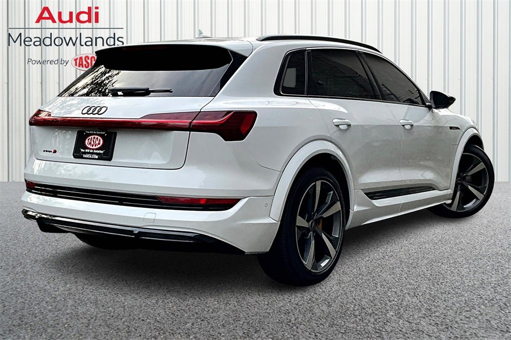 Used 2022 Audi e-tron S Premium Plus w/ 21" Black Optic Package image 6