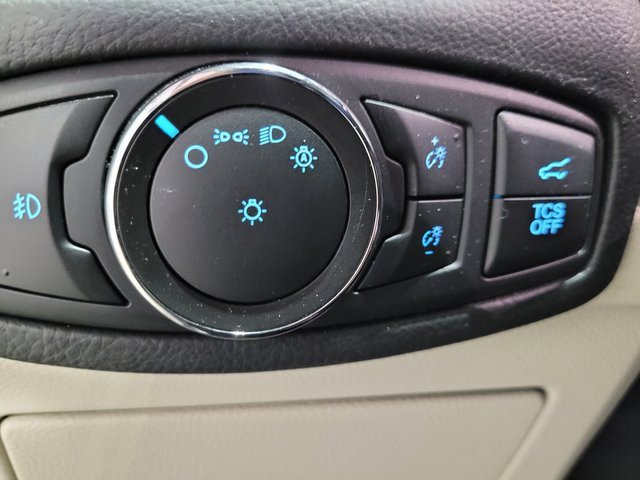 Used 2021 Ford Edge Titanium image 48