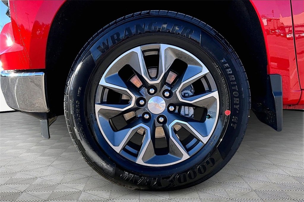 Used 2022 Chevrolet Silverado 1500 LT image 9