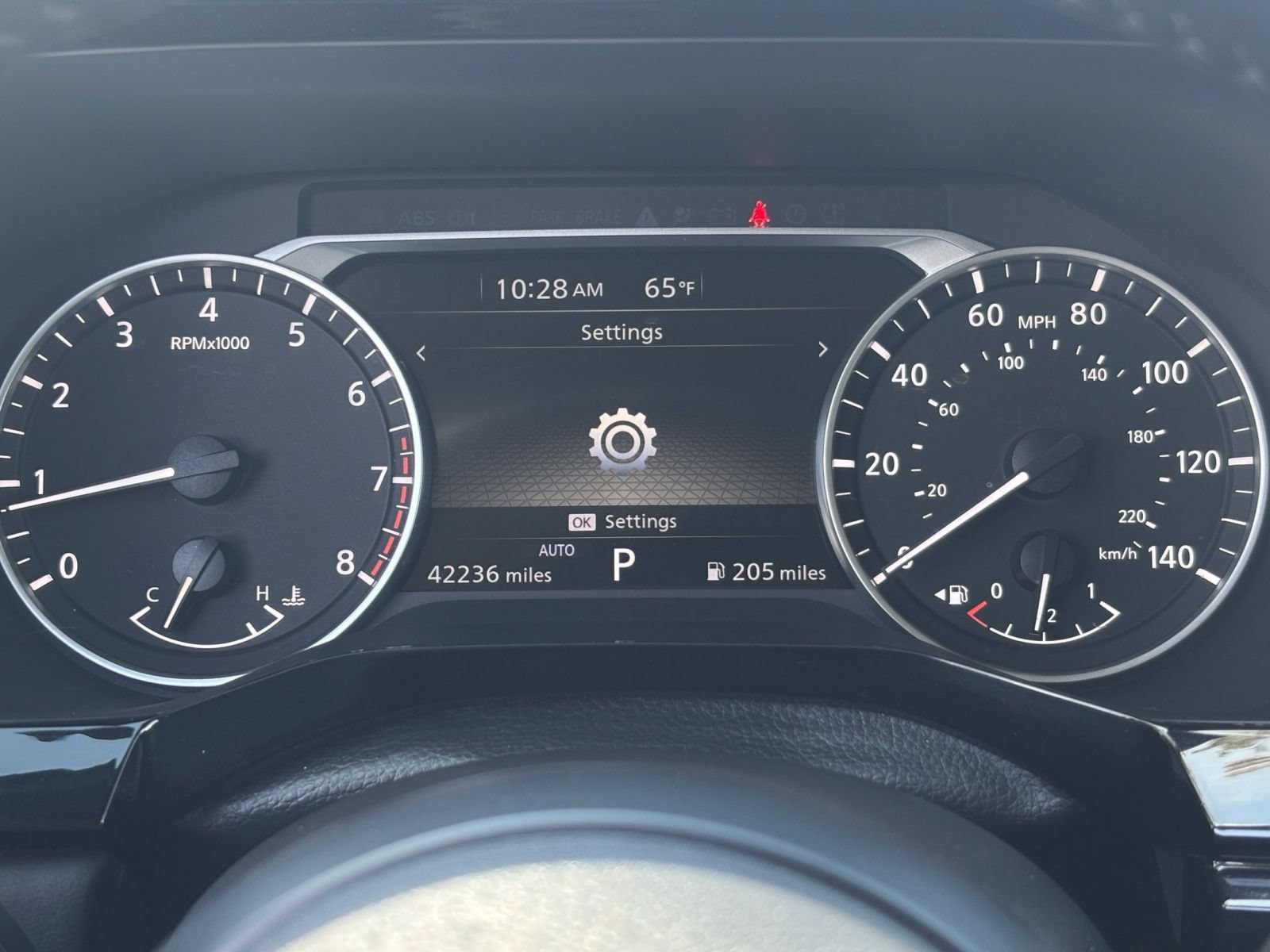 Used 2025 Nissan Pathfinder SV AWD/4WD image 39