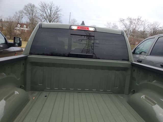 New 2026 RAM 1500 4x4 Crew Cab image 4