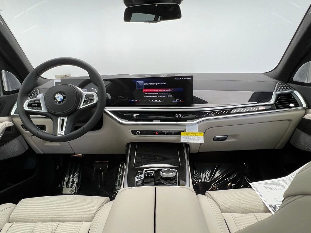 New 2026 BMW X7 M60i image 11
