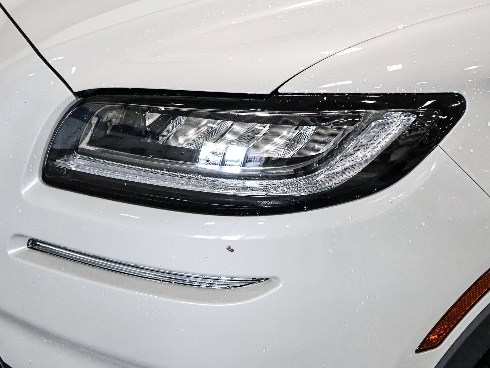 Used 2022 Lincoln Nautilus Reserve AWD/4WD image 14