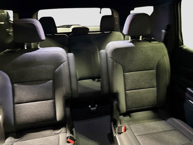 Used 2024 Chevrolet Traverse Z71 AWD/4WD image 23