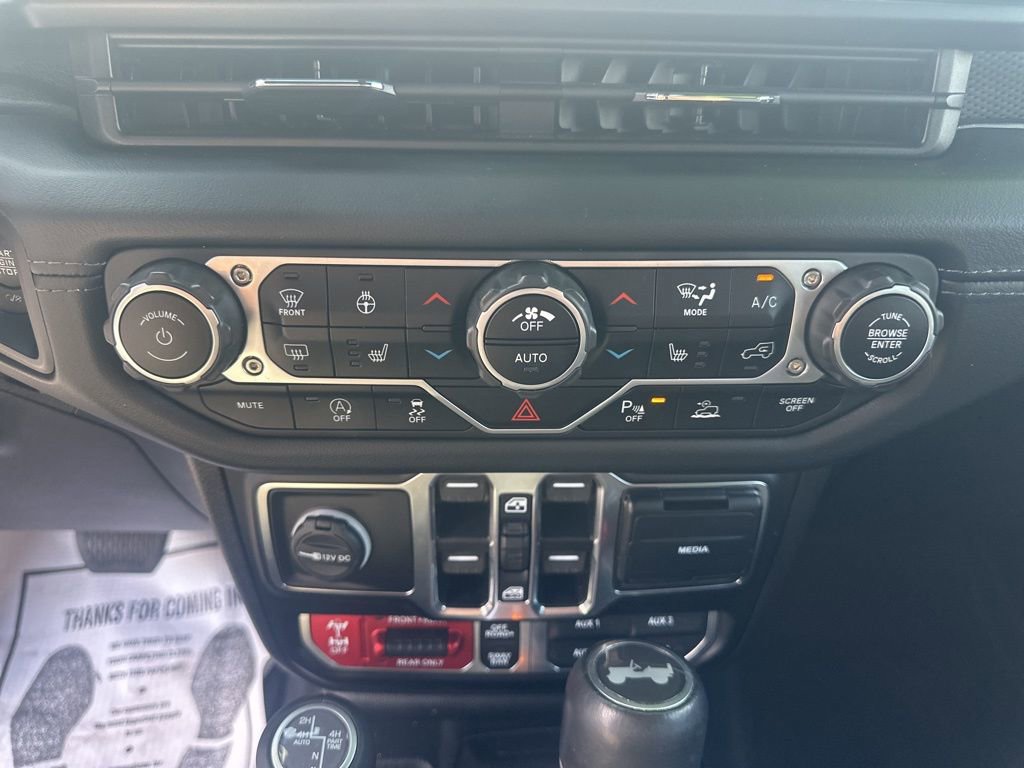 Used 2024 Jeep Wrangler Unlimited Rubicon image 19