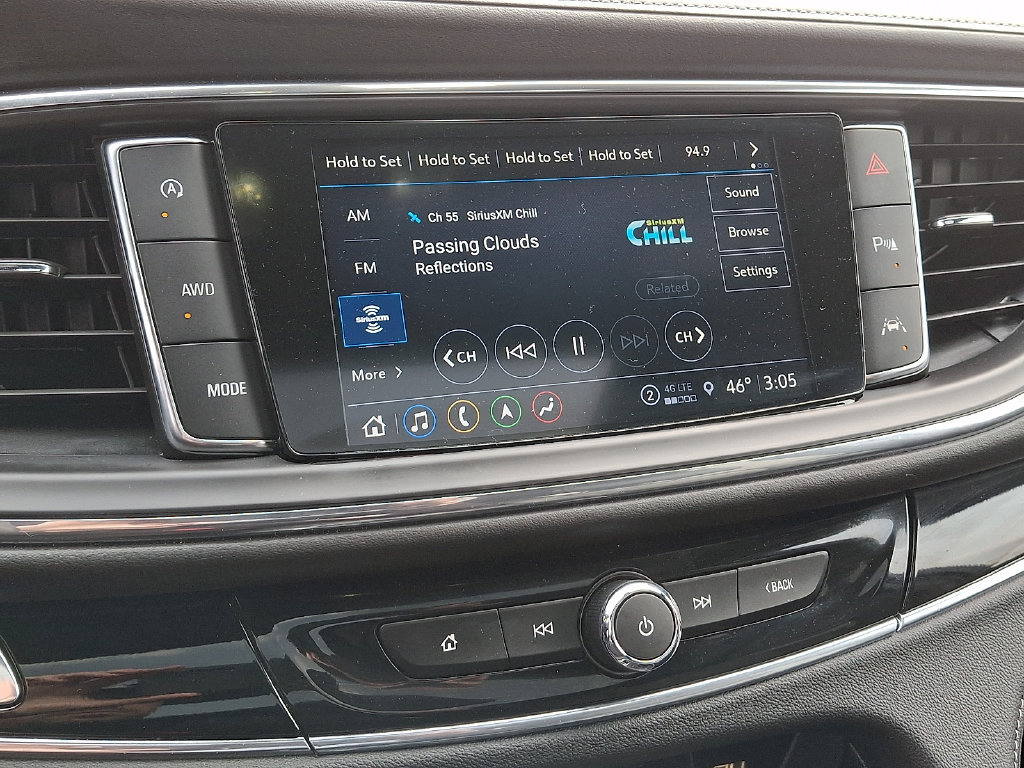 Used 2024 Buick Enclave Avenir w/ Avenir Technology Package AWD/4WD image 22