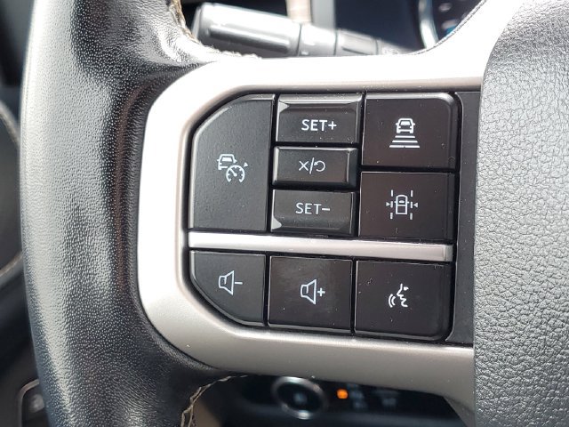 Used 2024 Ford Expedition Limited AWD/4WD image 16