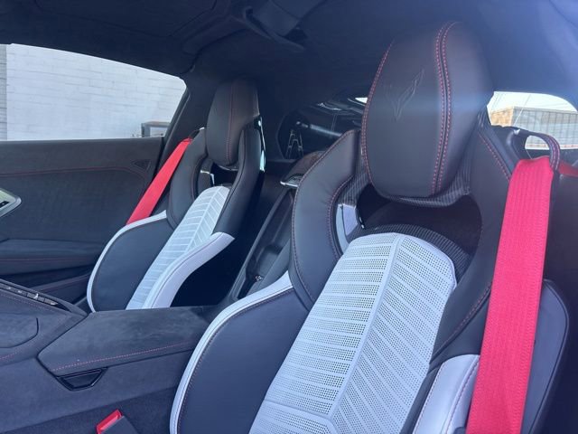 Used 2023 Chevrolet Corvette Stingray Premium Cpe w/ Z51 Performance Package image 6