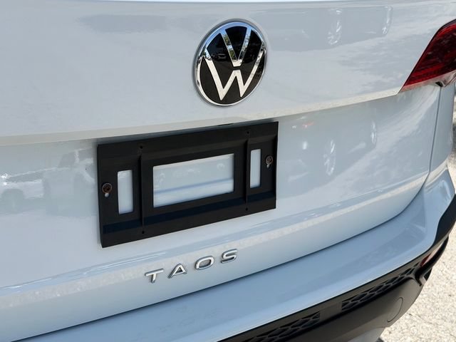 Certified 2023 Volkswagen Taos S FWD image 9