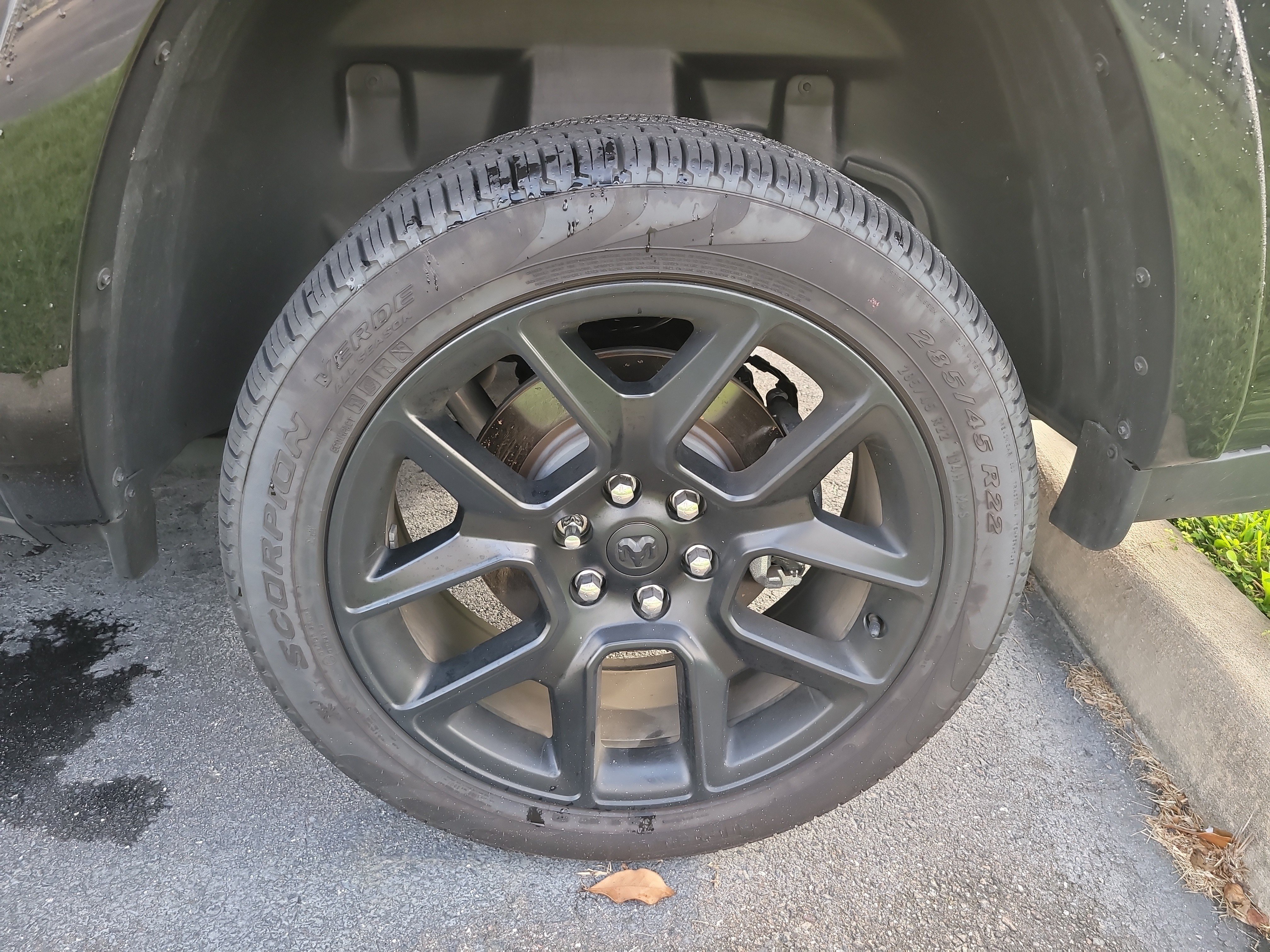 Used 2025 RAM 1500 Laramie w/ Night Edition RWD image 7