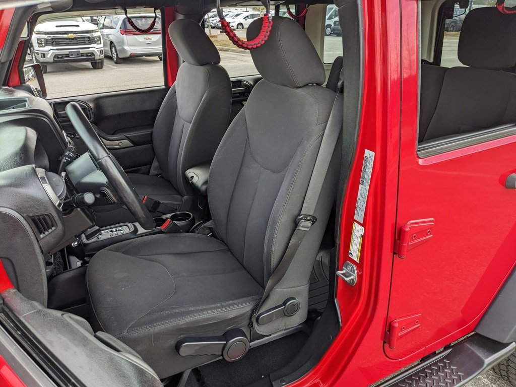 Used 2015 Jeep Wrangler Unlimited Sport w/ Quick Order Package 24S image 27