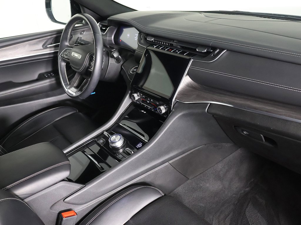 Used 2021 Jeep Grand Cherokee L Overland w/ Luxury Tech Group IV image 34