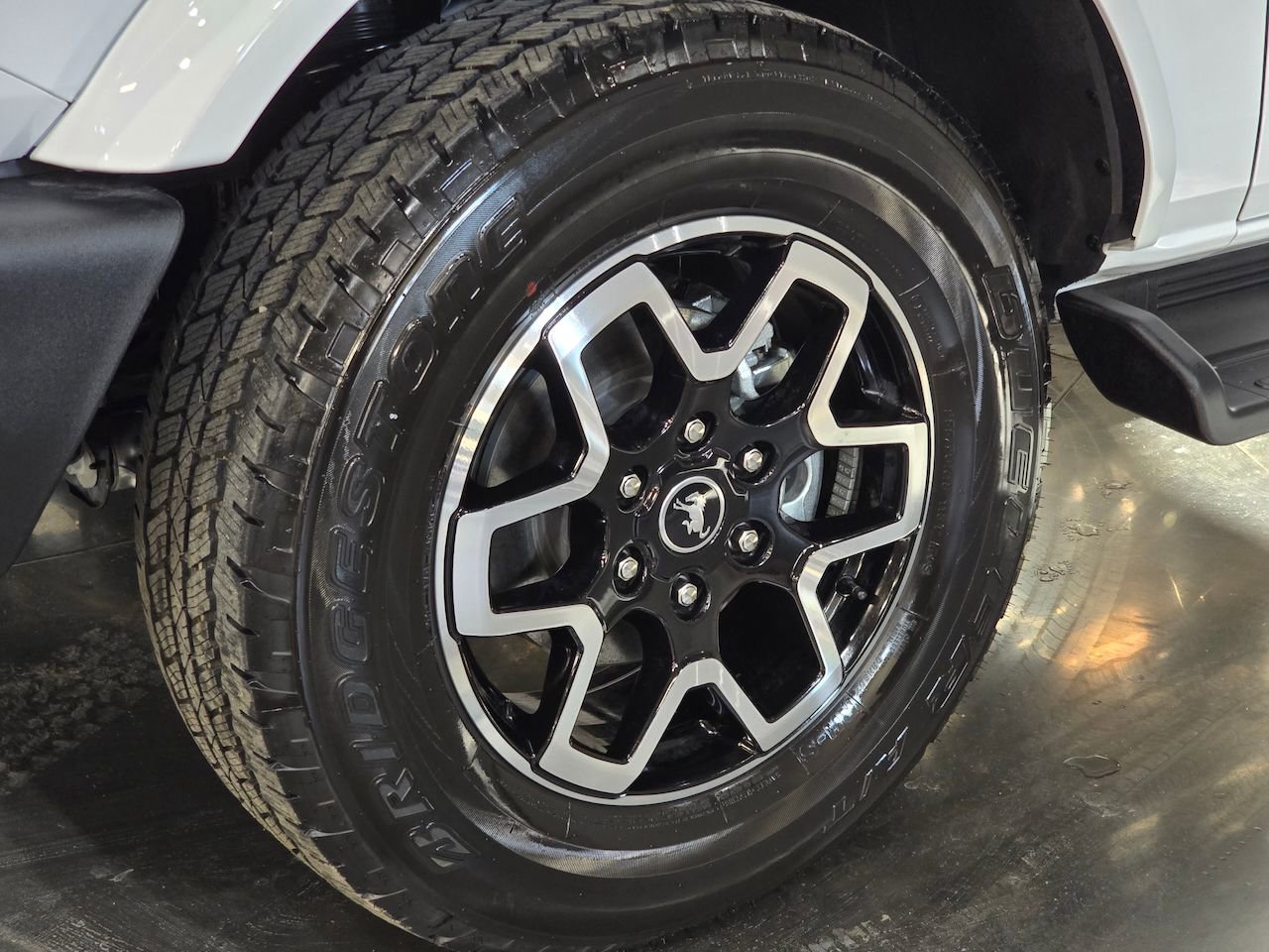 New 2025 Ford Bronco Outer Banks image 13