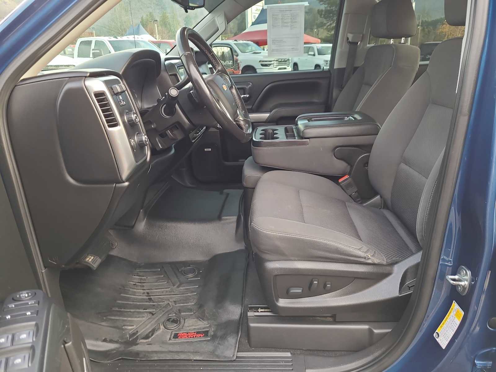 Used 2018 Chevrolet Silverado 1500 LT w/ All Star Edition image 19