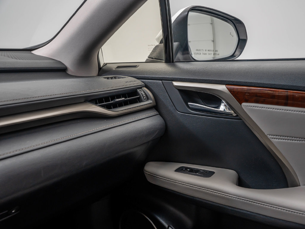 Used 2019 Lexus RX 350L AWD image 40