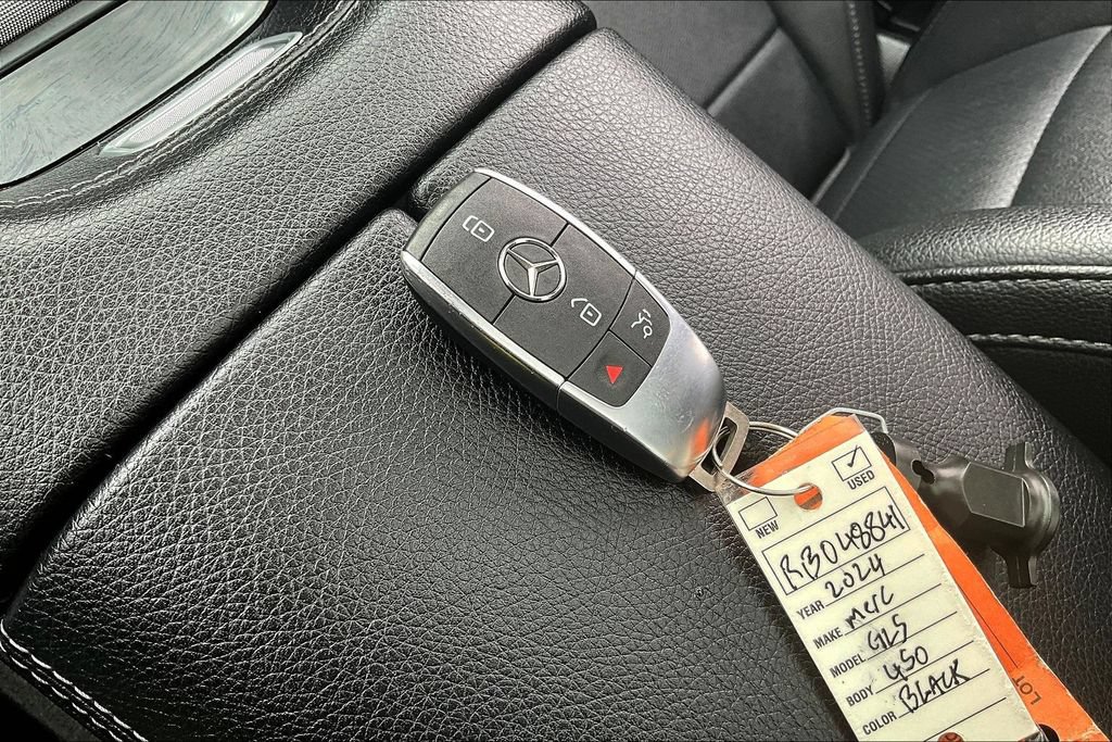 Used 2024 Mercedes-Benz GLS 450 4MATIC image 14