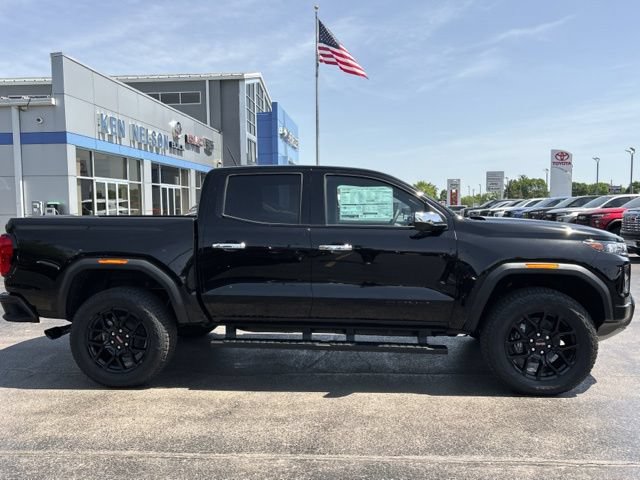 New 2026 GMC Canyon Denali w/ LPO, Denali Black Edition AWD/4WD image 11