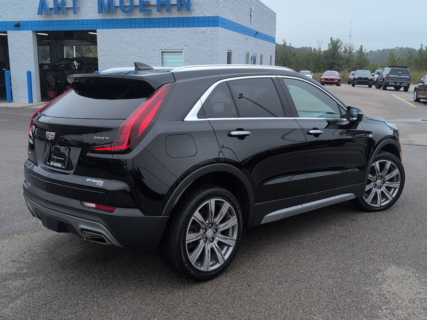 Used 2022 Cadillac XT4 Premium Luxury w/ Sun And Sound Package AWD/4WD image 8