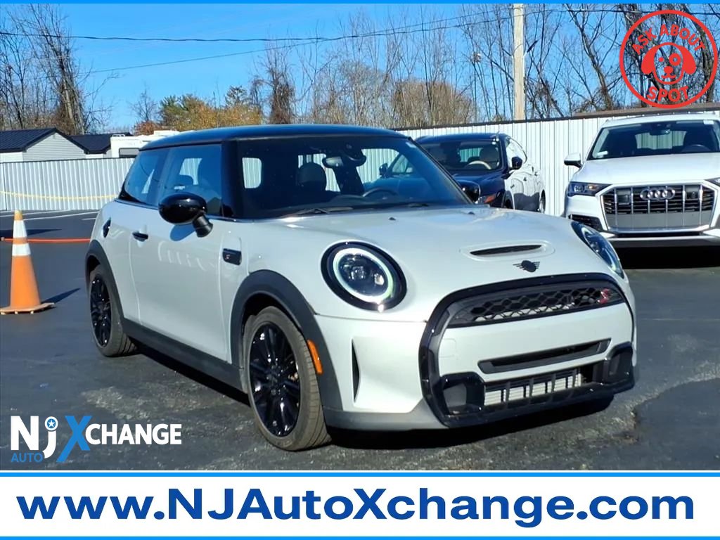 Used 2023 MINI Cooper S image 1
