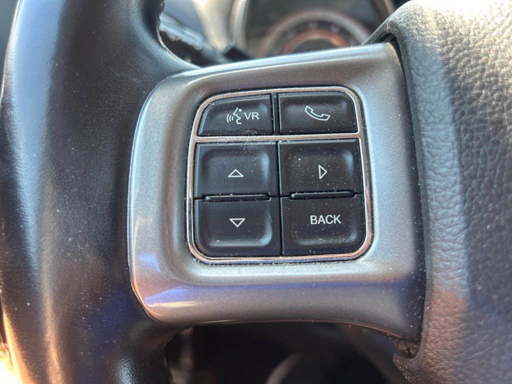 Used 2020 Dodge Journey Crossroad FWD image 17
