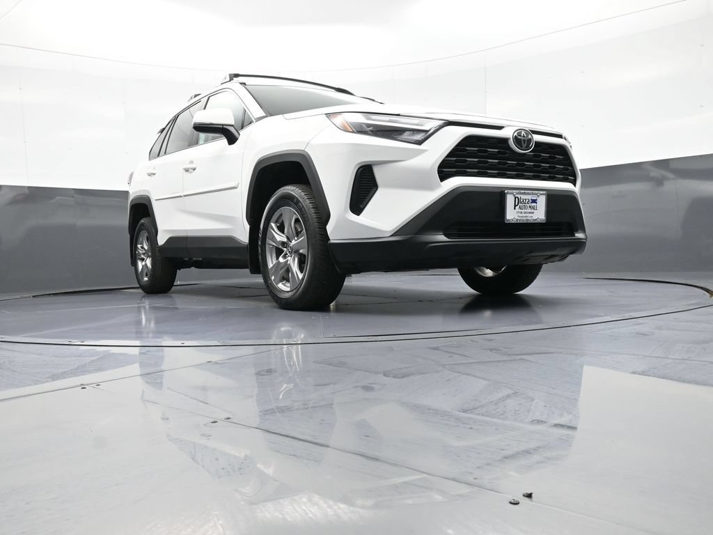 Used 2023 Toyota RAV4 XLE w/ XLE Grade Weather Package AWD/4WD image 27