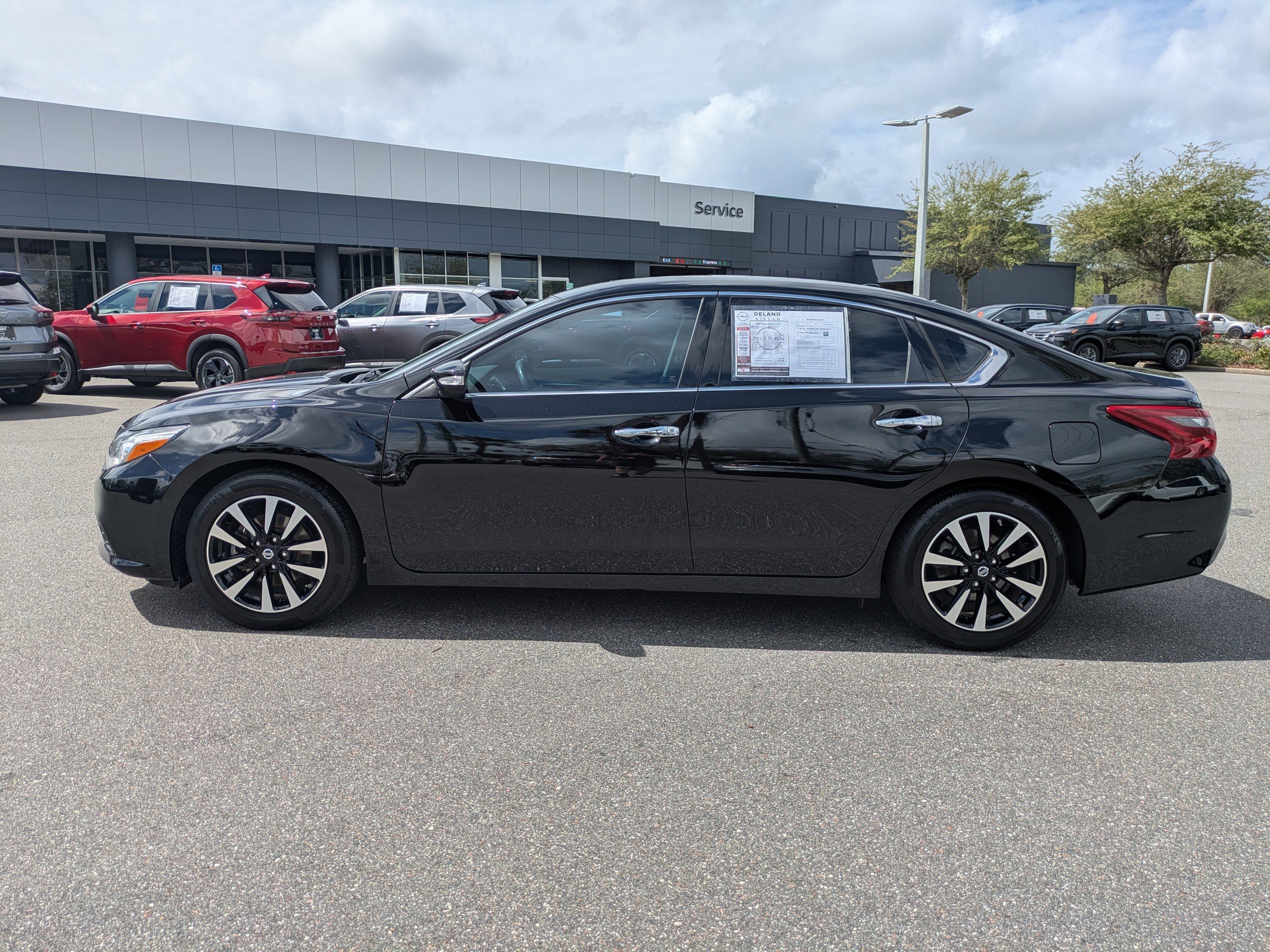 Used 2018 Nissan Altima 2.5 SV w/ 2.5 SV Technology Package image 7